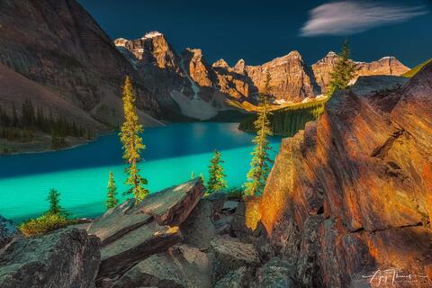 Capturing the Magic of Moraine Lake: A Photographer's Journey