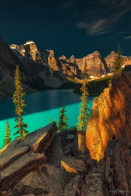Moraine  Lake Sunrise