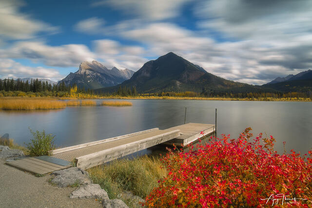 Vermillion lake and mount rundle  during autumn. Long exposure . Banff national park