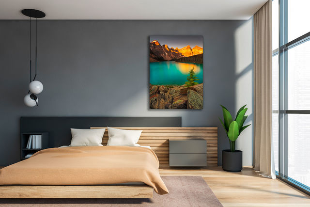 Deluxe wall hangings